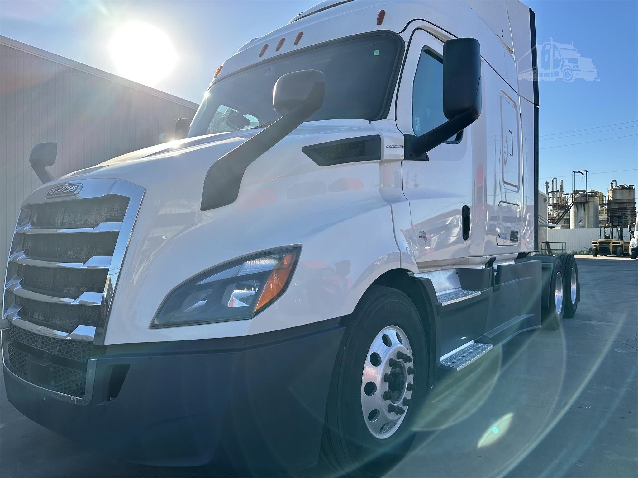 2020 FREIGHTLINER CASCADIA 116