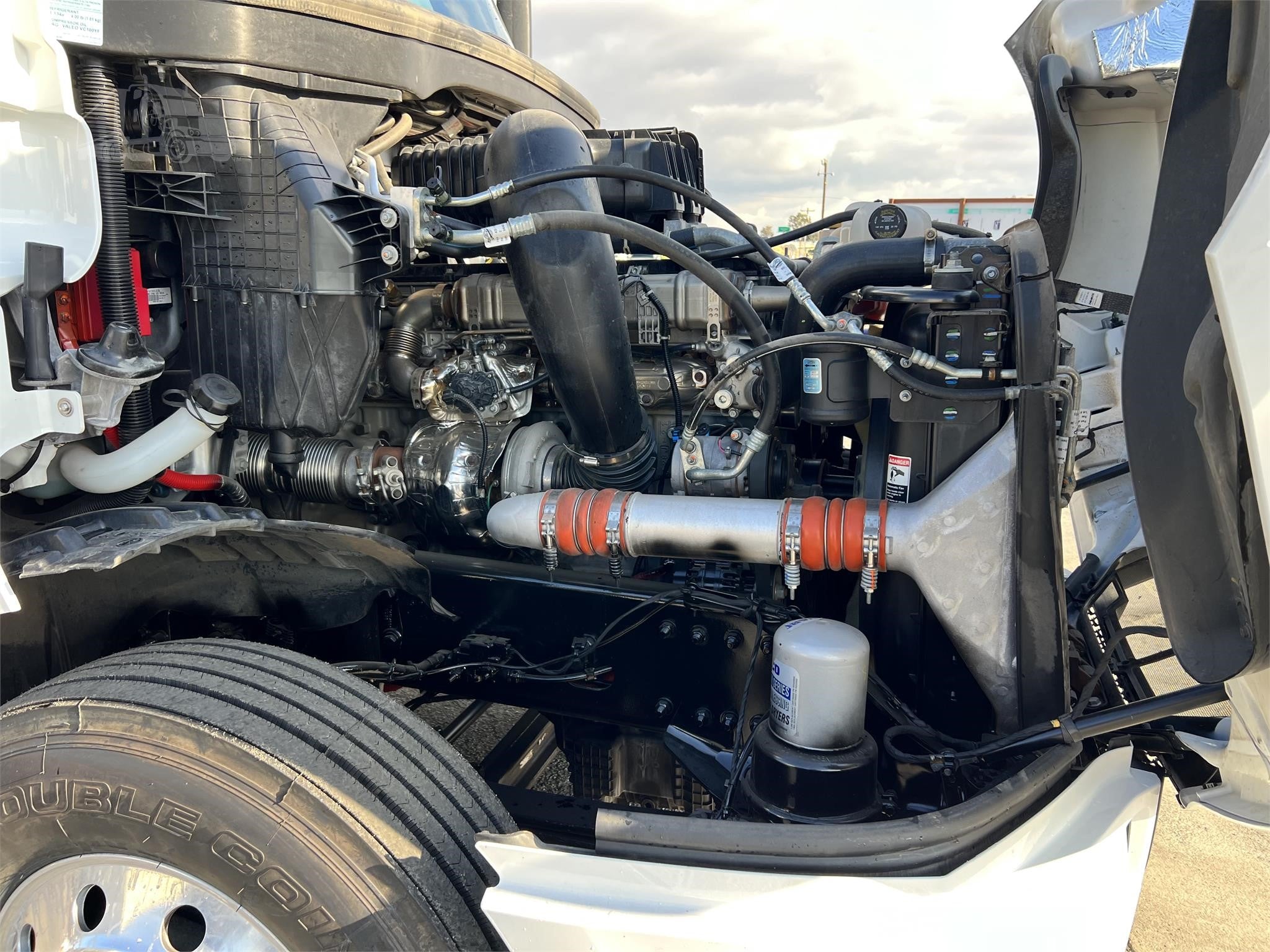 2023 FREIGHTLINER CASCADIA 126