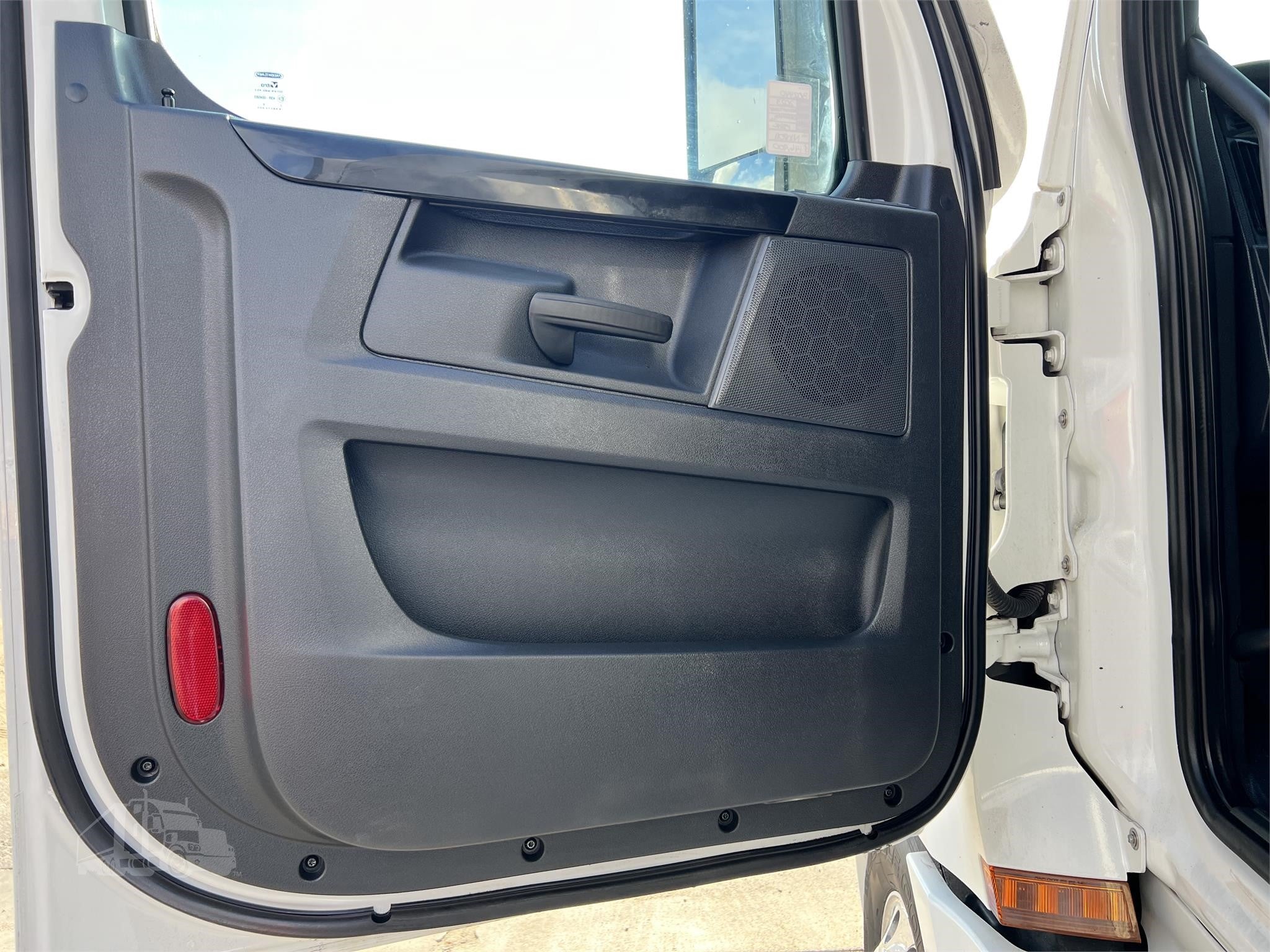 2023 FREIGHTLINER CASCADIA 126