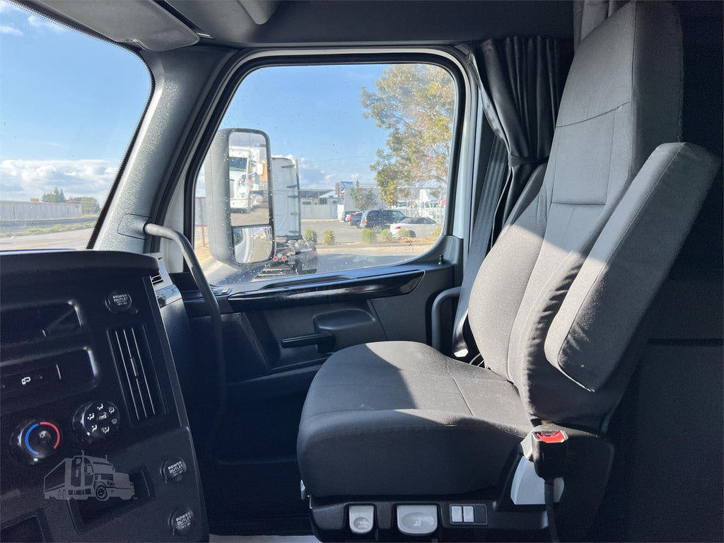 2023 FREIGHTLINER CASCADIA 126
