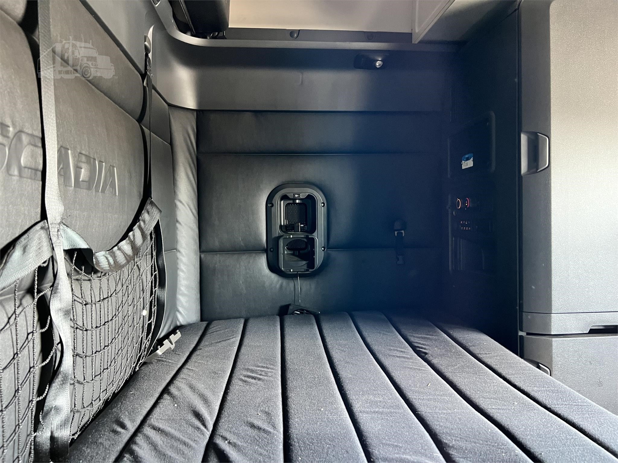 2023 FREIGHTLINER CASCADIA 126