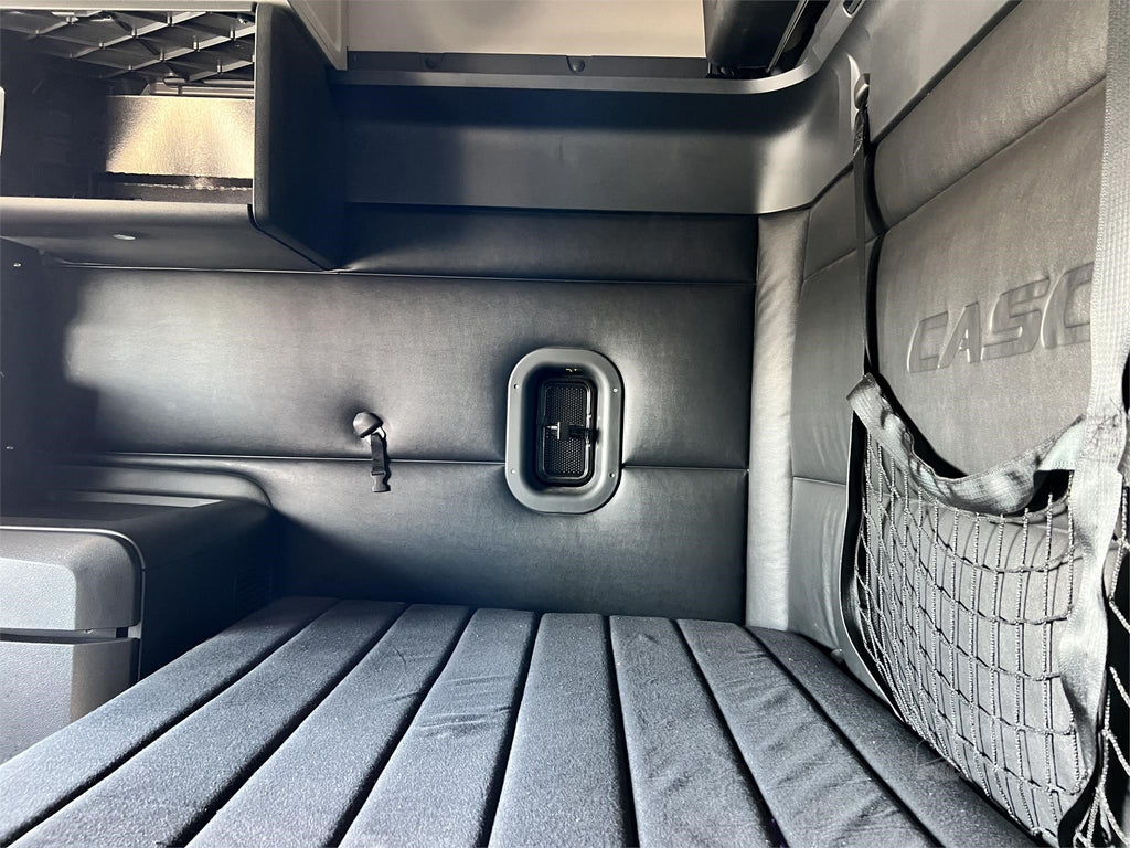 2023 FREIGHTLINER CASCADIA 126