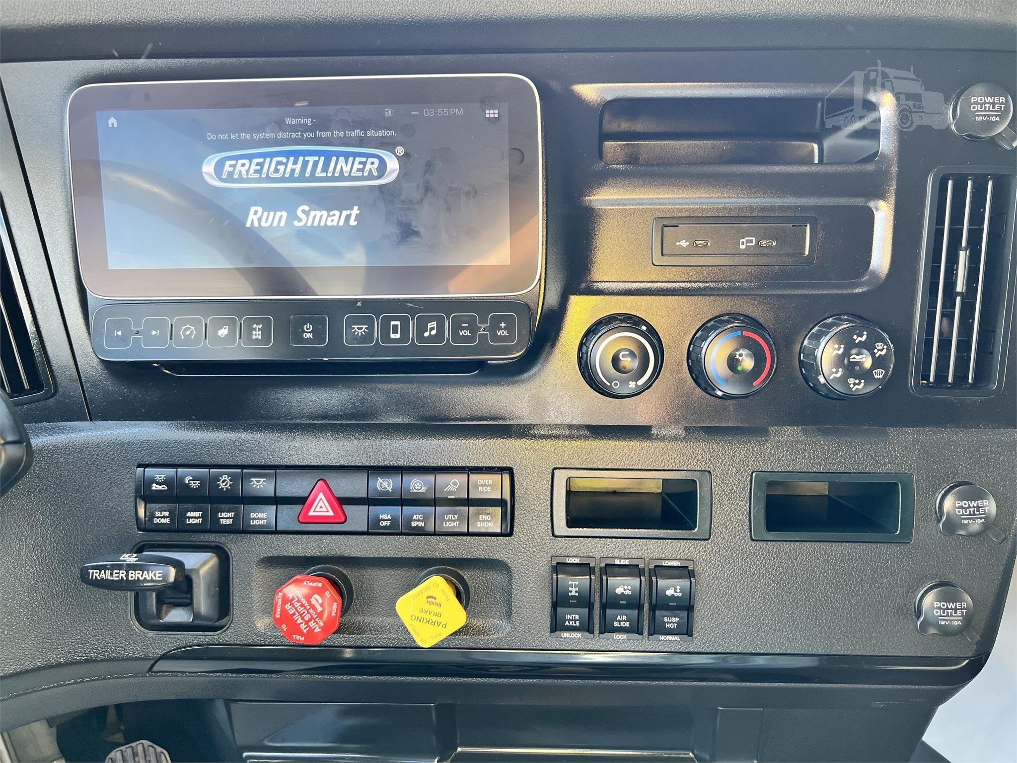 2023 FREIGHTLINER CASCADIA 126
