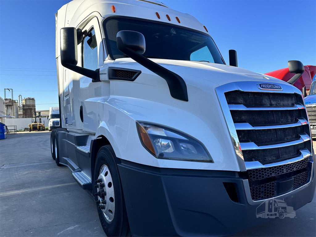 2020 FREIGHTLINER CASCADIA 116
