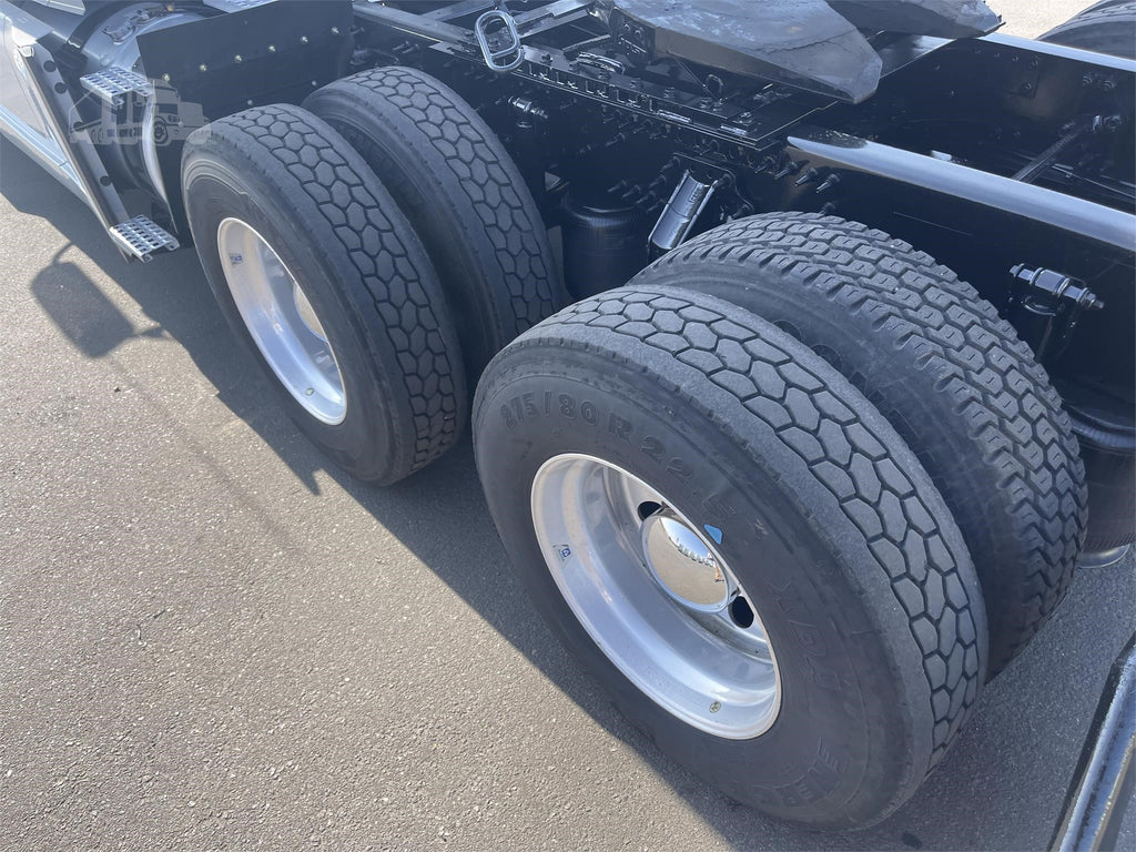2019 VOLVO VNL64T760 STOCK#THG394