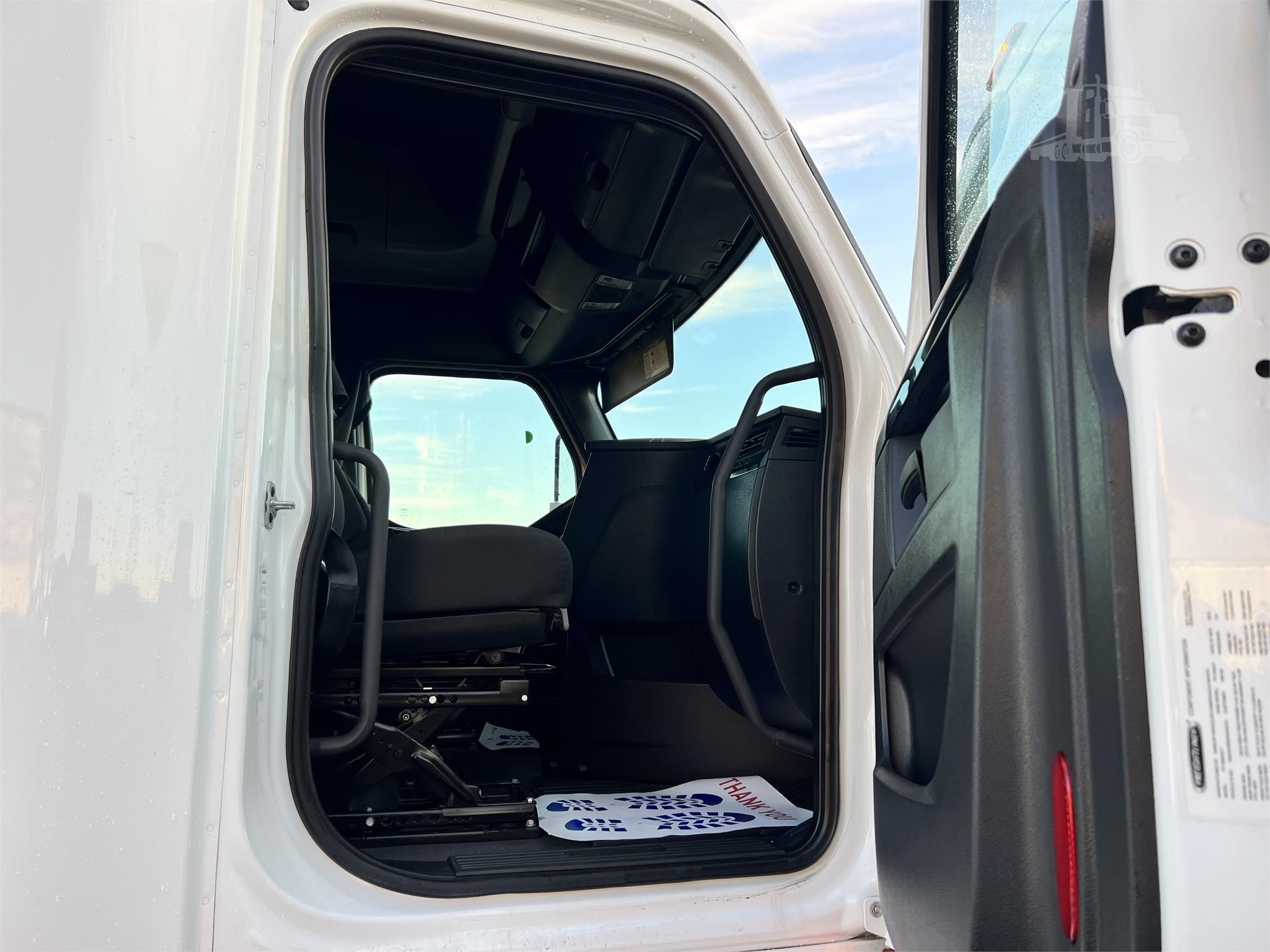 2023 FREIGHTLINER CASCADIA 126