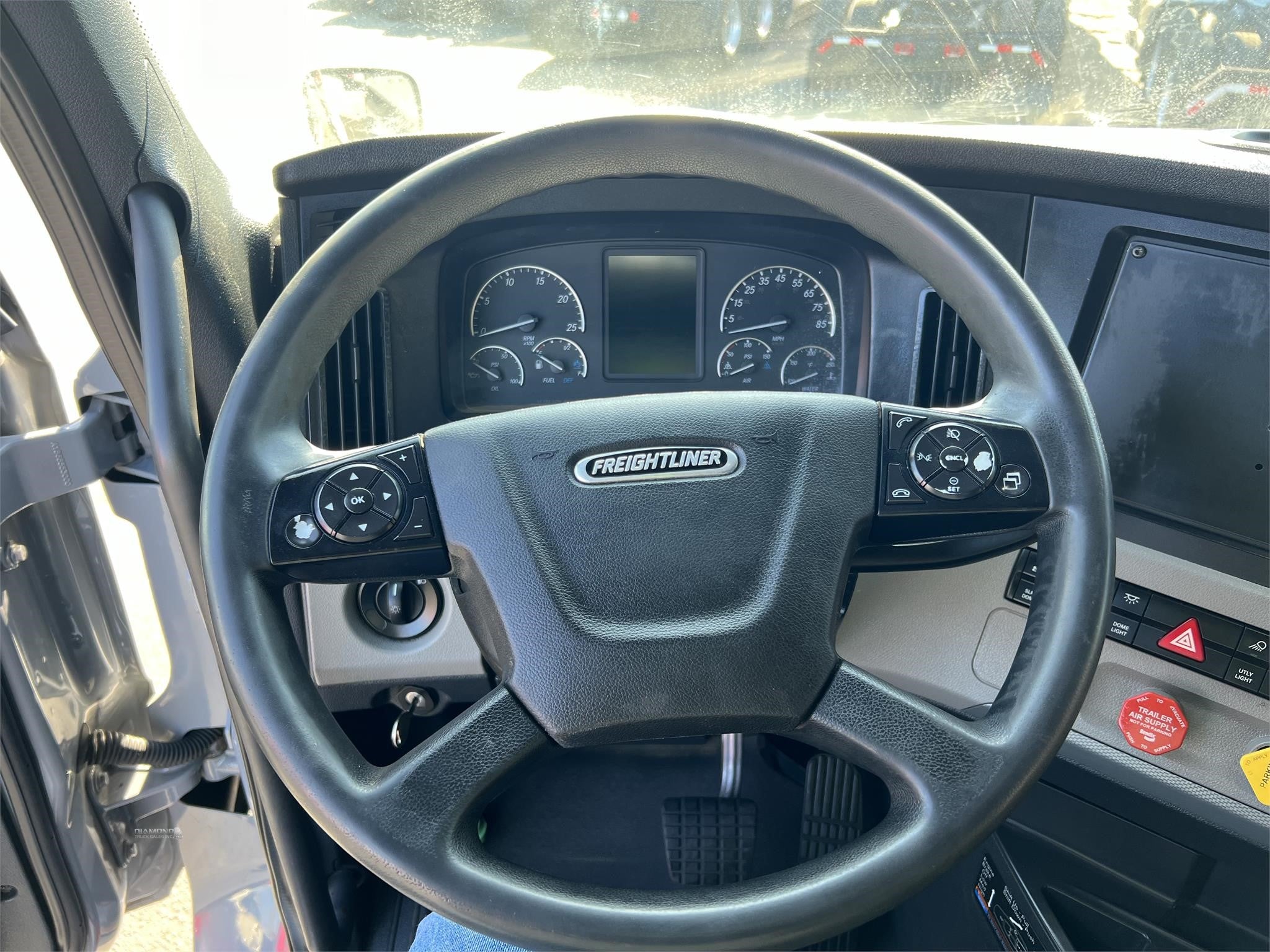 2020 FREIGHTLINER CASCADIA 126 STOCK#GJH645