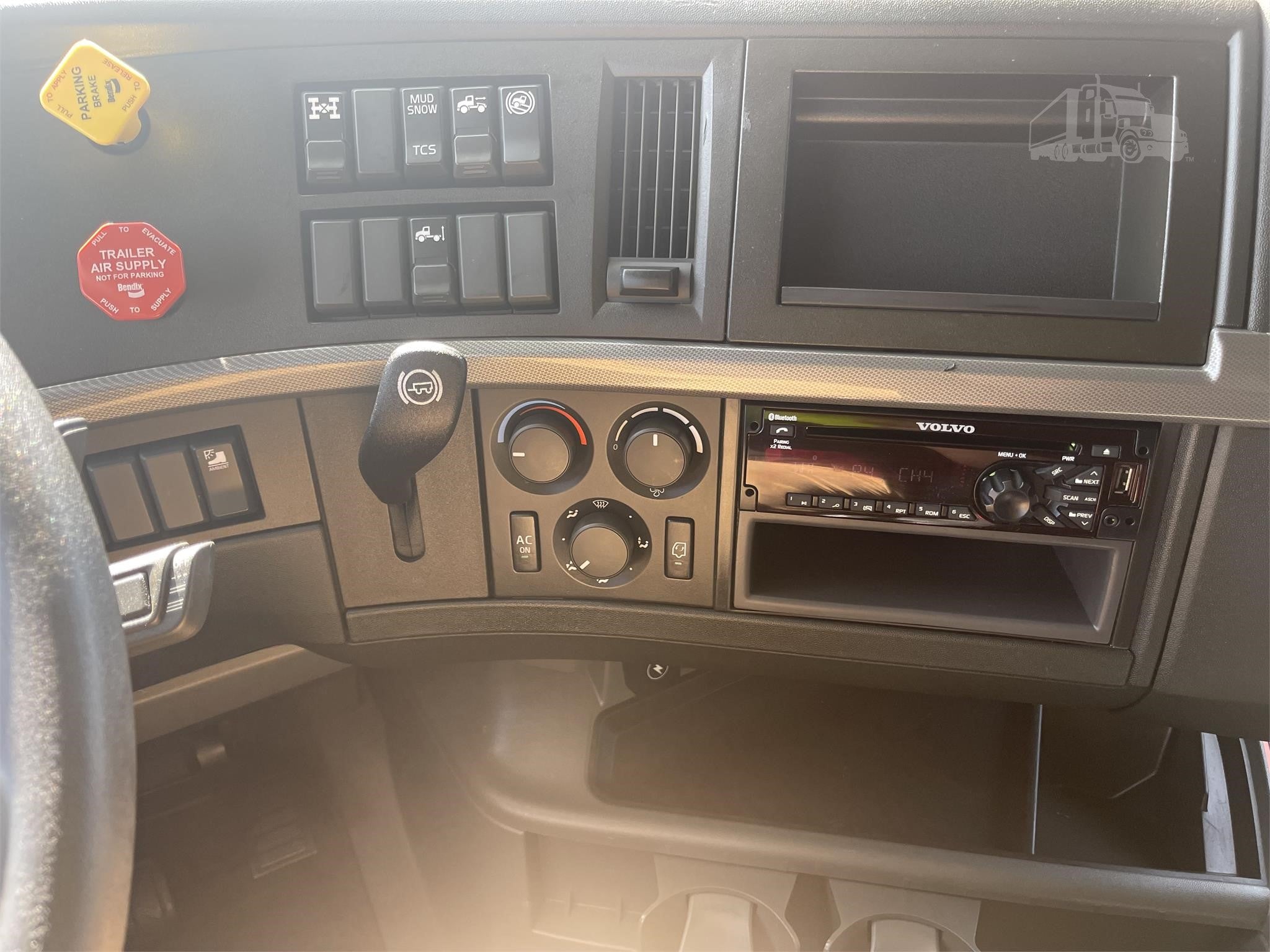 2019 VOLVO VNL64T760 STOCK#THG394